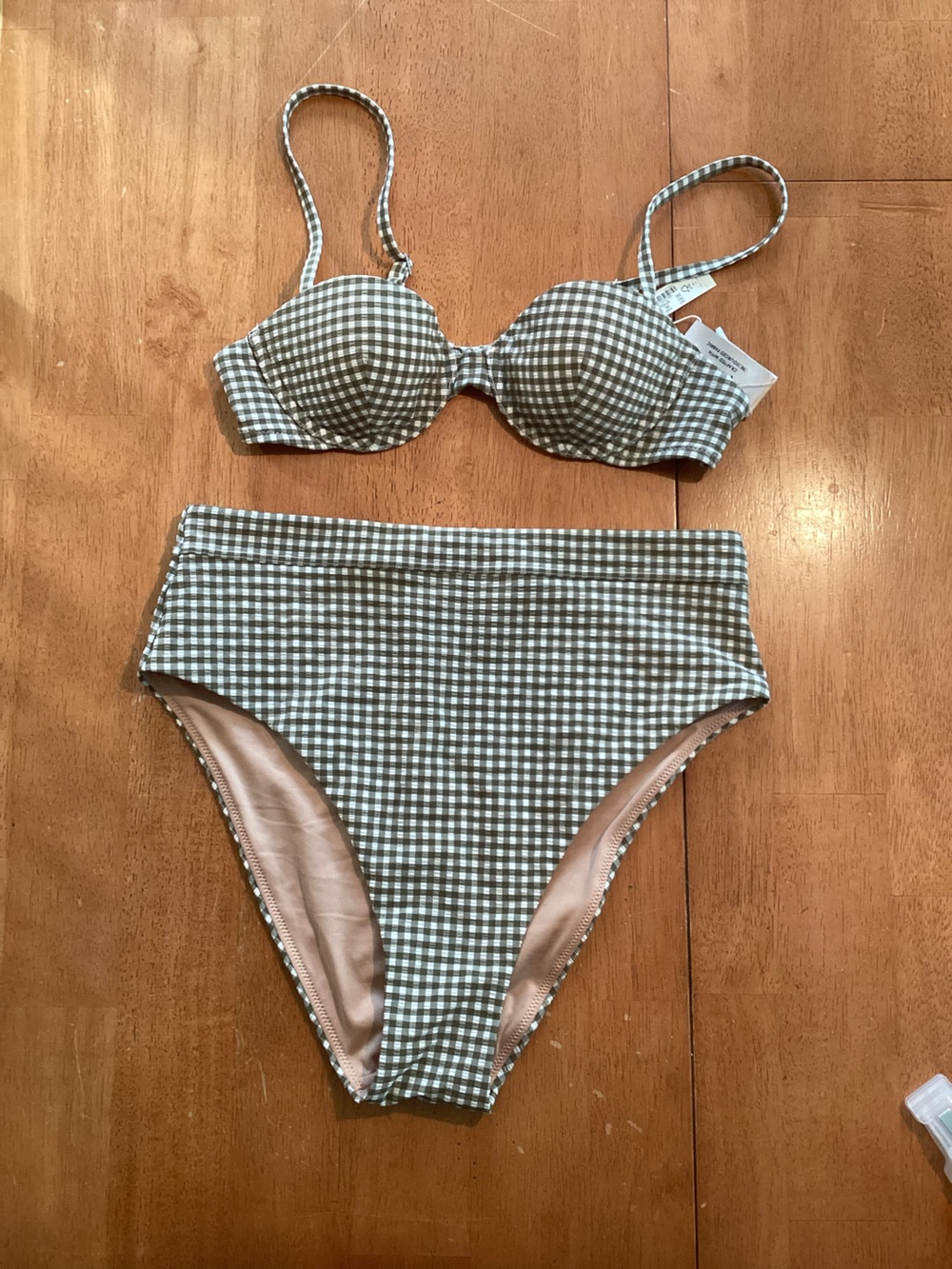 Madewell Seersucker Bikini Set - Balconette top XS - High Rise bottom S - NWT!